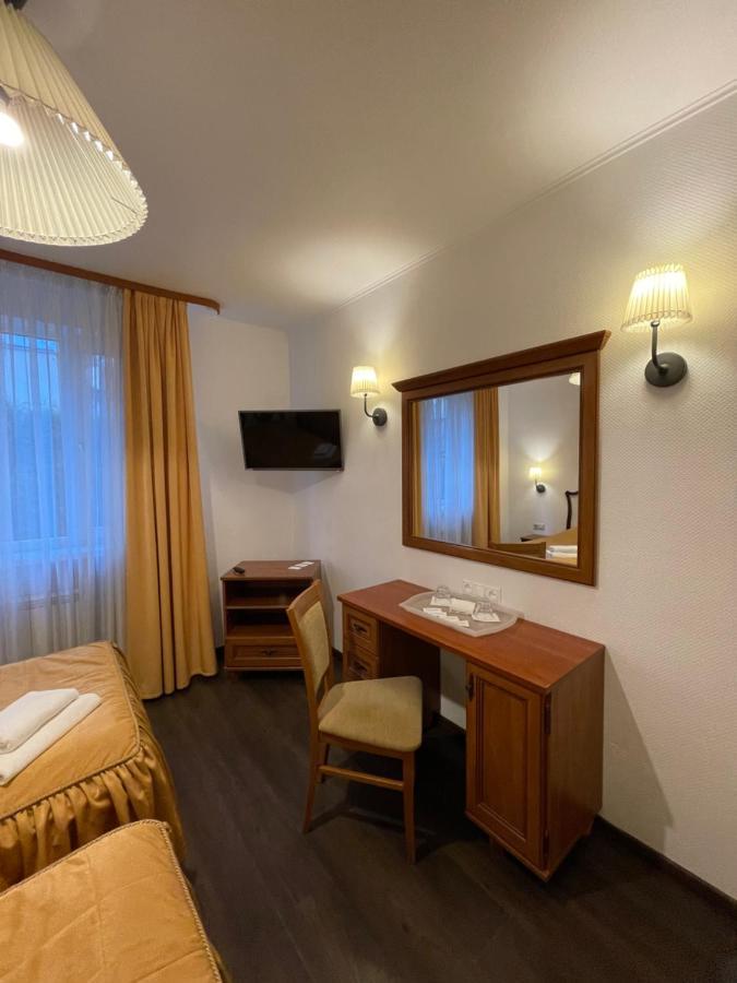 Gusarskiy Hotel And Apartment Kiew Exterior foto