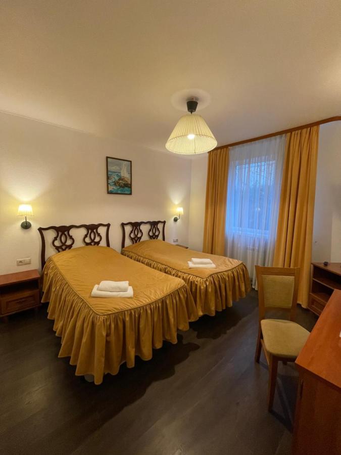 Gusarskiy Hotel And Apartment Kiew Exterior foto